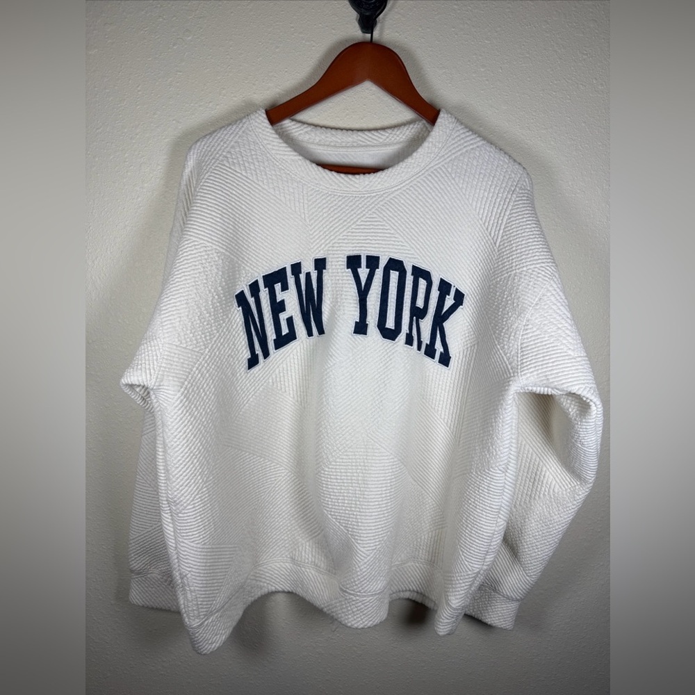 New York Popular Cream Textured Crew Neck Sweatshirt XL Blue Preppy